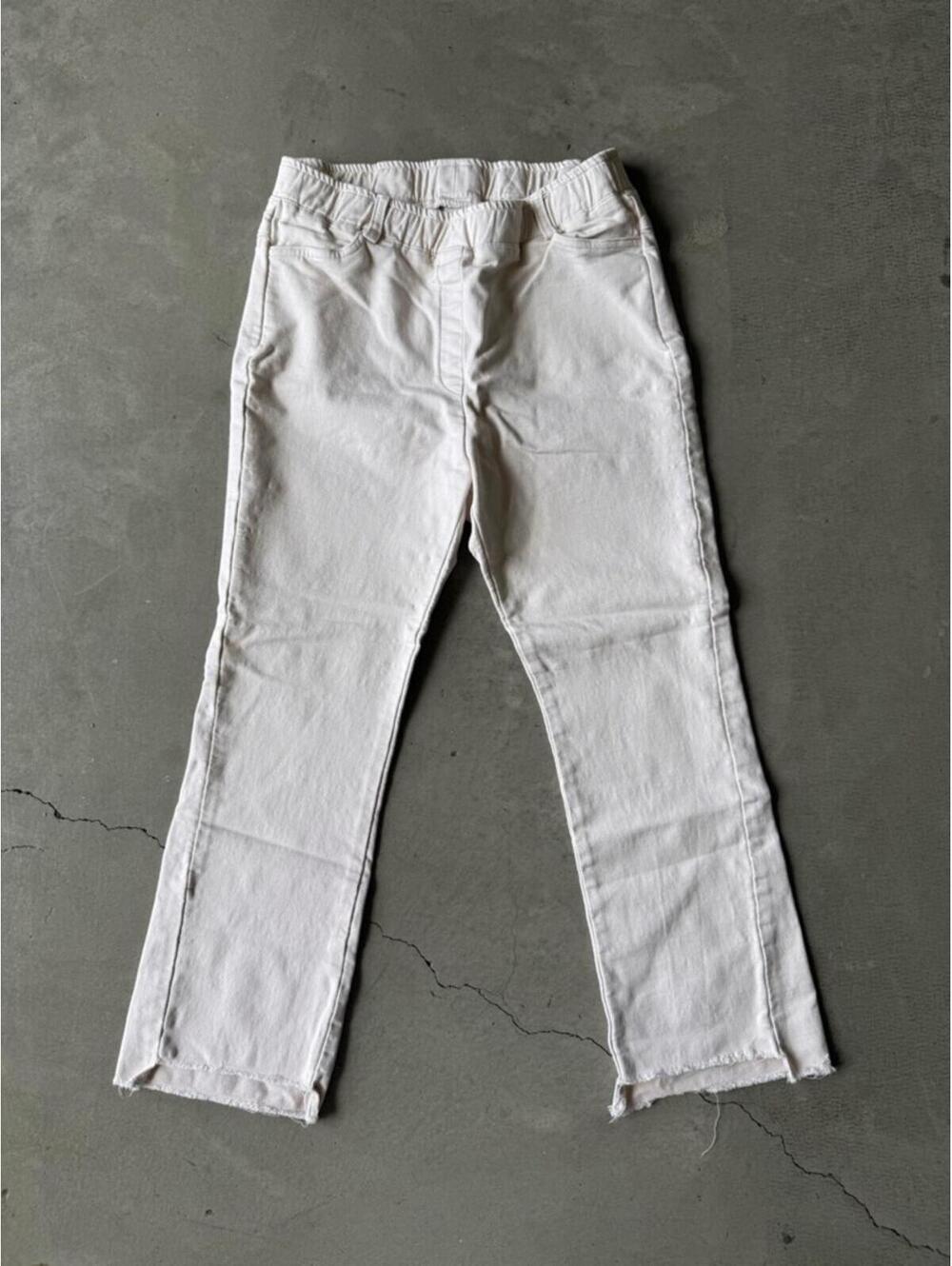Mecca / Elastic Waist Straight Crop Raw Hem / Ivory